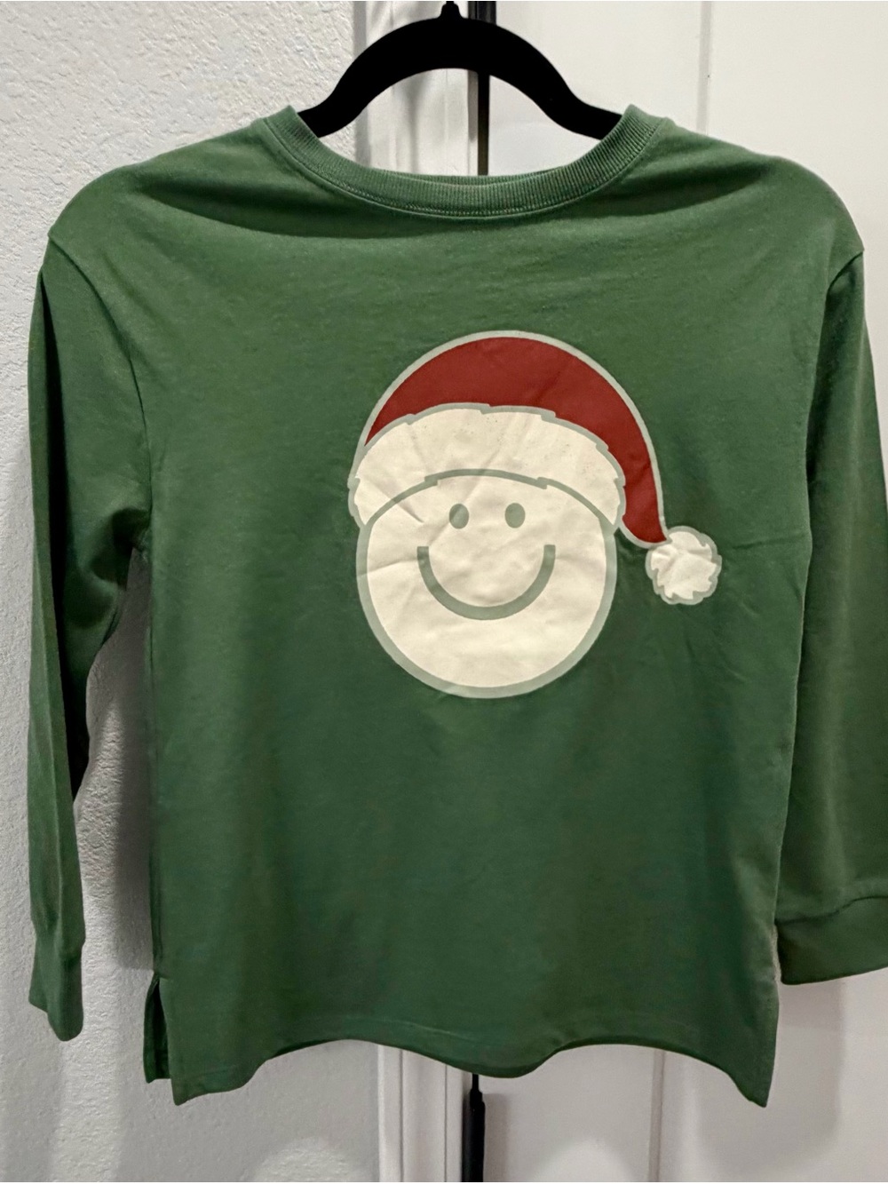Little Co by Lauren Conrad Green Long-Sleeve Christmas Santa Smile    T-Shirt 7